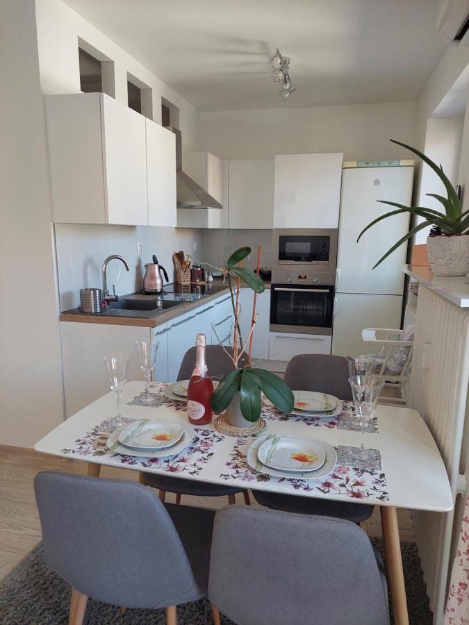 Emily Apartment Кошице Экстерьер фото
