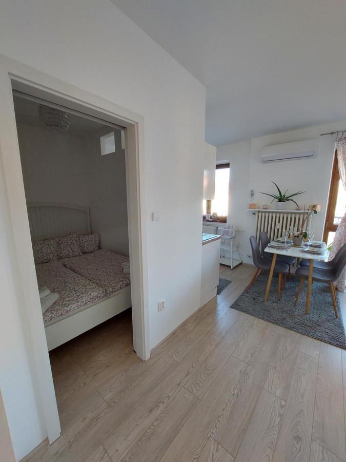 Emily Apartment Кошице Экстерьер фото