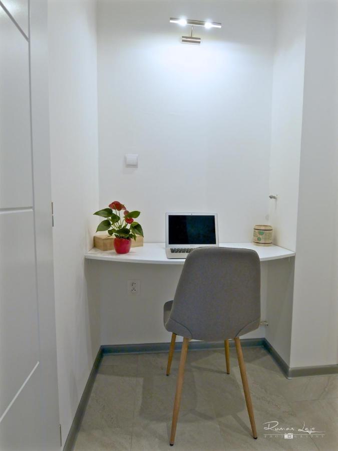 Emily Apartment Кошице Экстерьер фото